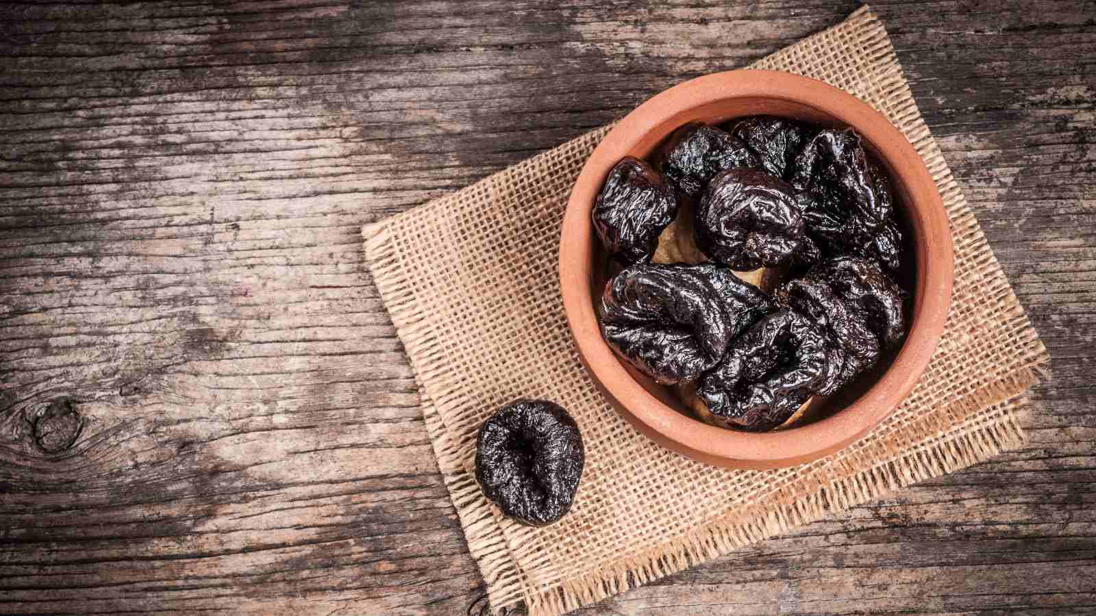 The Nutritional Breakdown of Prunes: Why They’re a Superfood for Your Bones